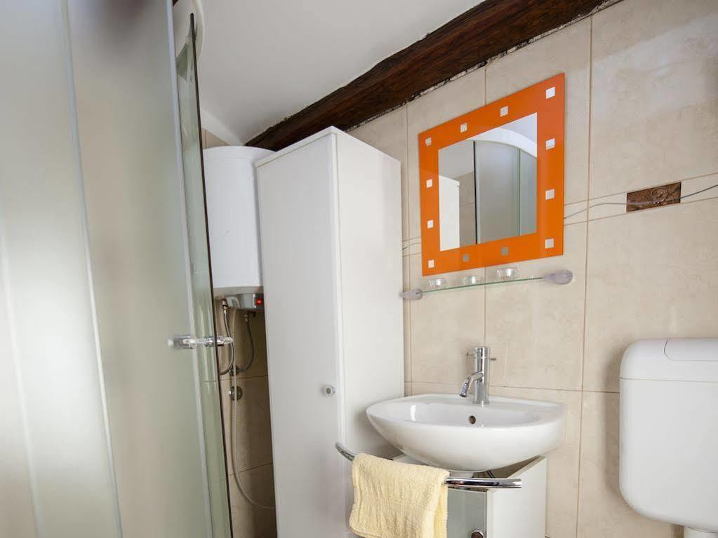 Holiday Apartment Daria 20 Ровінь Екстер'єр фото