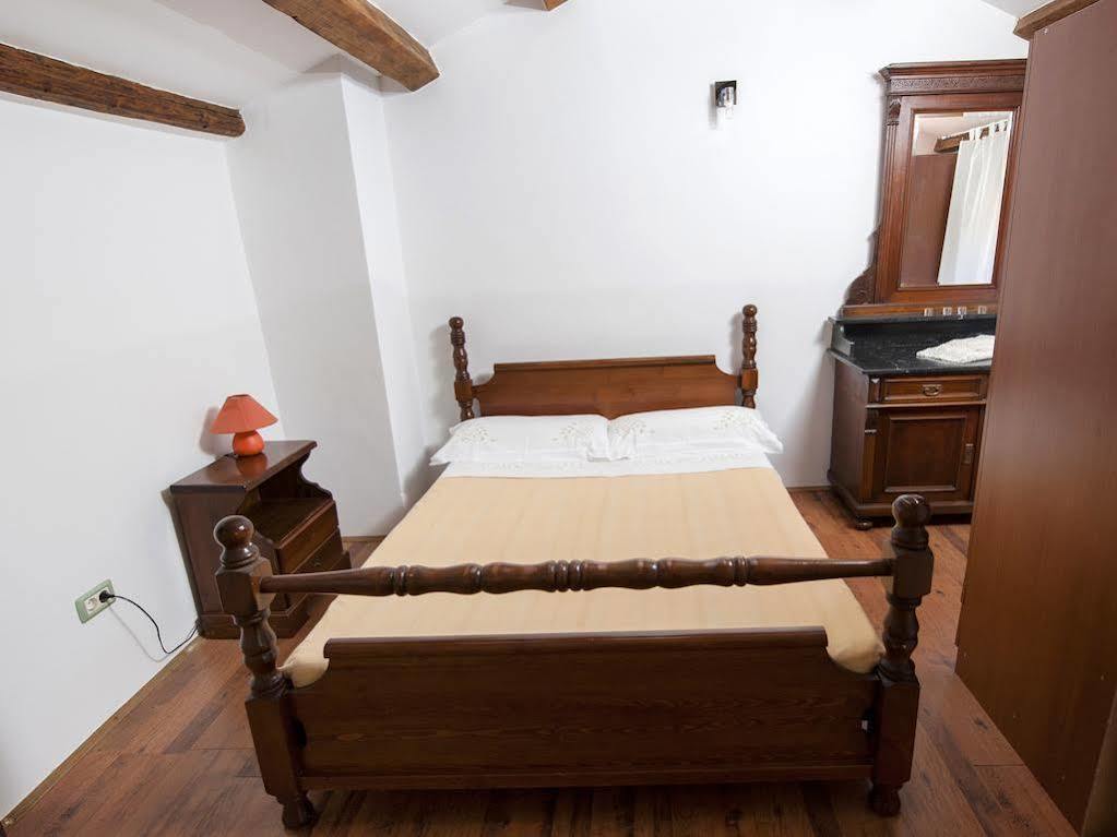 Holiday Apartment Daria 20 Ровінь Екстер'єр фото