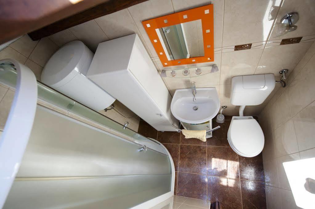 Holiday Apartment Daria 20 Ровінь Екстер'єр фото